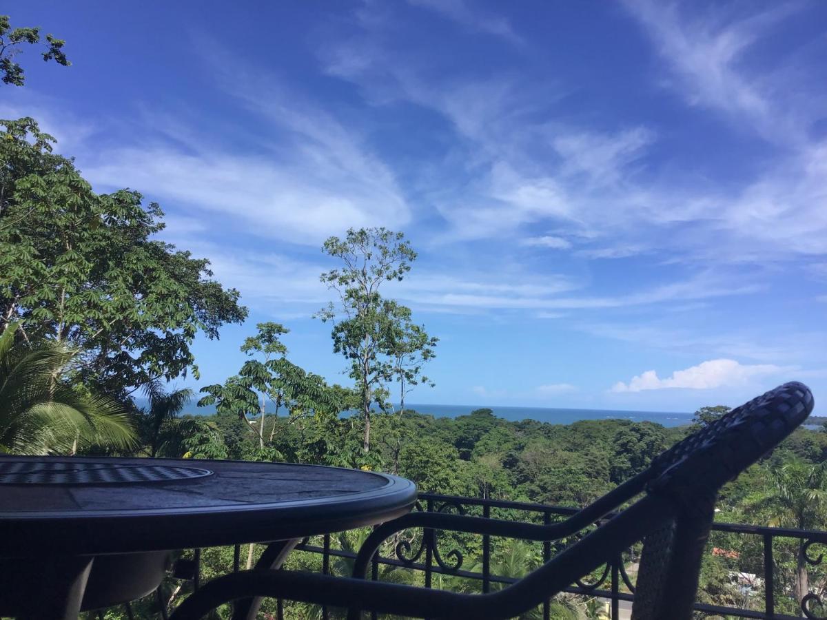 Hotel Los Cielos Del Caribe Cahuita Esterno foto