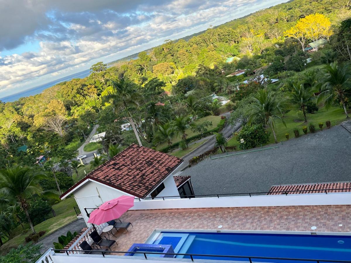 Hotel Los Cielos Del Caribe Cahuita Esterno foto