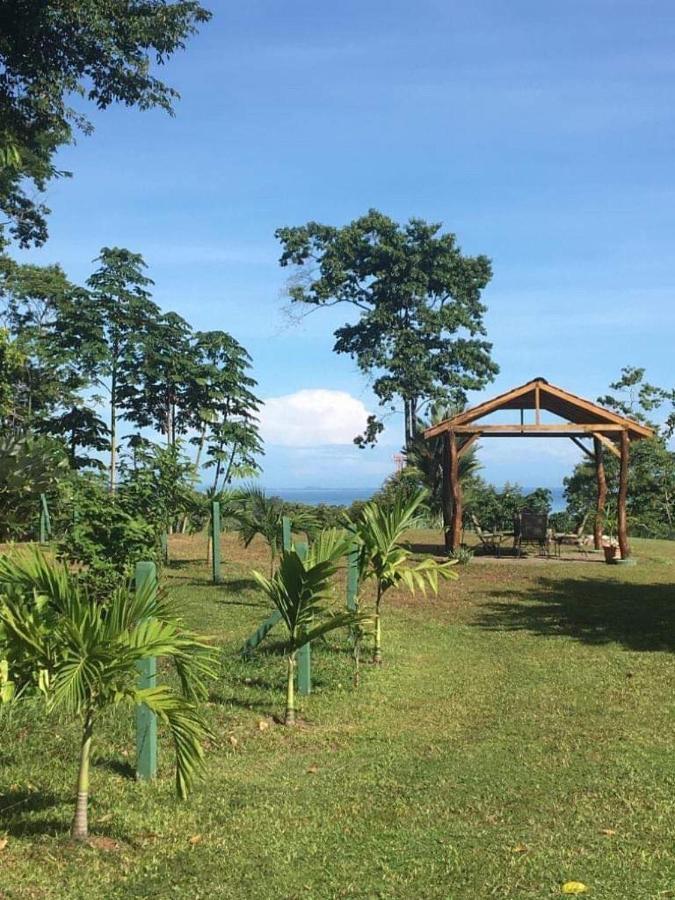 Hotel Los Cielos Del Caribe Cahuita Esterno foto